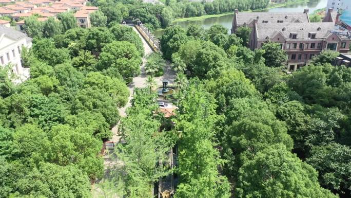 郊区鸟瞰图延时拍摄城市宣传片夏日