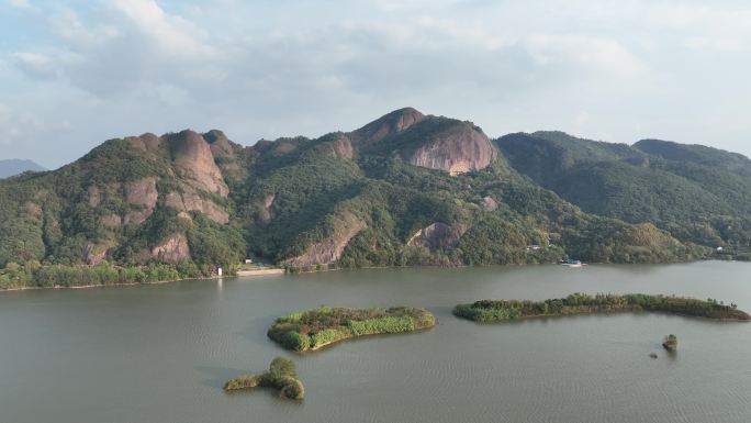 航拍浙江绍兴诸暨同山布谷湖安华水库汤江岩