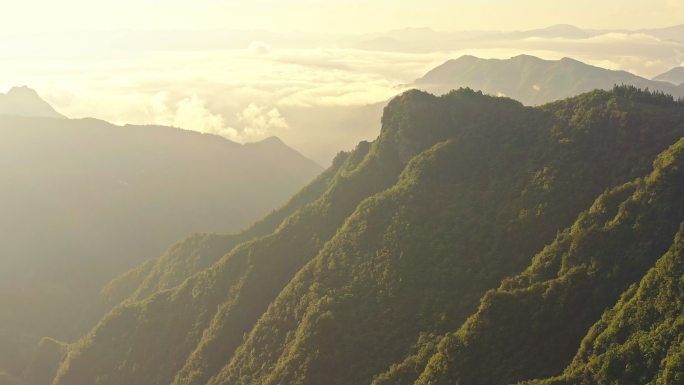 航拍峡谷山脊地形