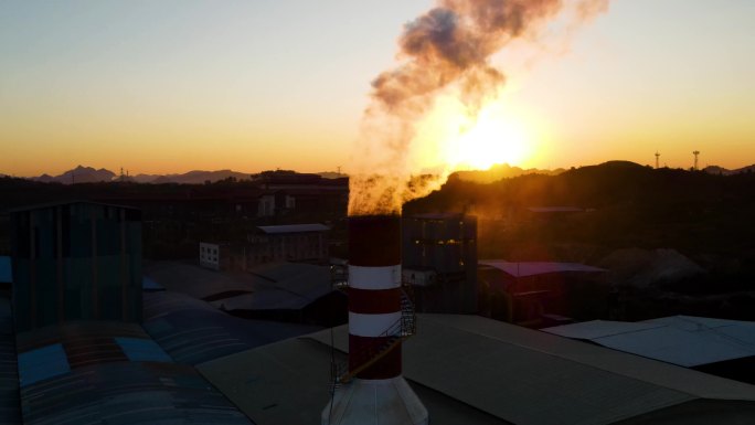 大烟囱浓烟滚滚空气污染环境保护火电厂发电