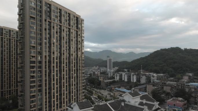 阳光对高层住宅建筑外部的影响