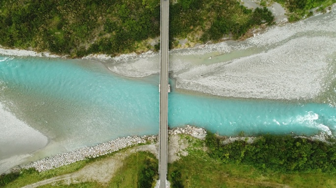 河之桥。旅游唯美