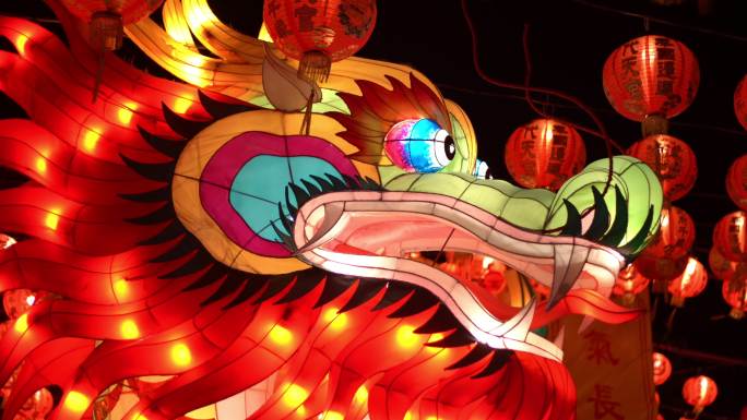 中国传统龙纸灯喜庆热闹红红火火