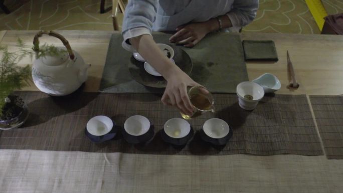 茶茶叶沏茶倒茶功夫茶泡茶茶文化视频素材