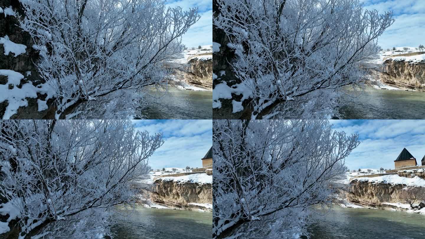 河流和峡谷拍摄冬天唯美河流大雪覆盖银装素
