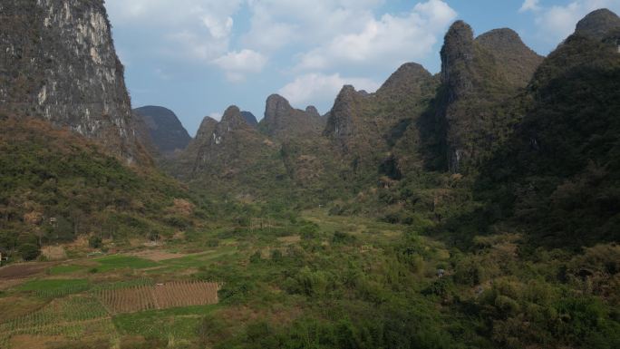 山区贫瘠的土地