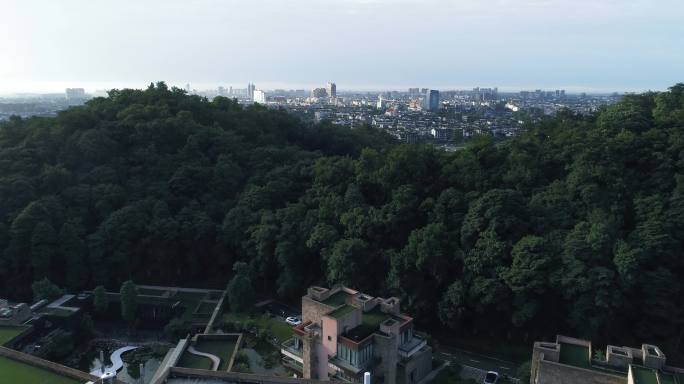 航拍青城山下都江堰城市风景