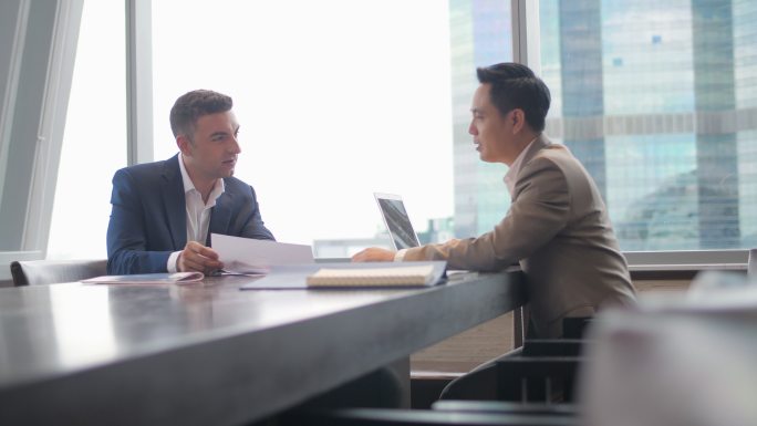 董事会工作面试商务人士签约办公室会议