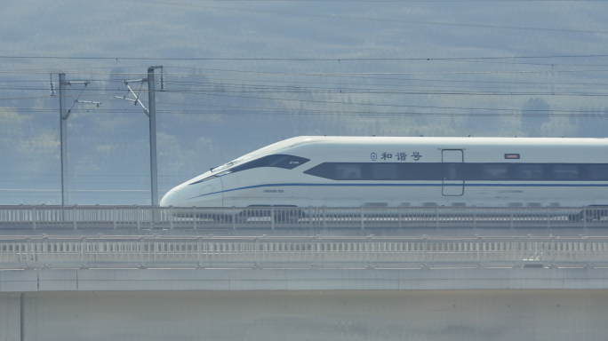 4k升格拍摄中国高铁飞速行驶素材