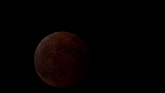 实拍 夜晚 红月亮 01:20