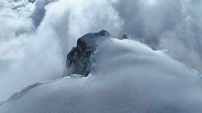 中国最值得爬的五大入门级雪山之哈巴雪山5