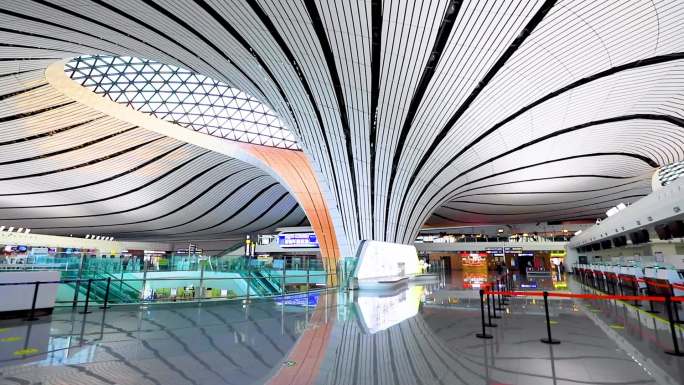 大兴机场内部 建筑流线型  现代建筑