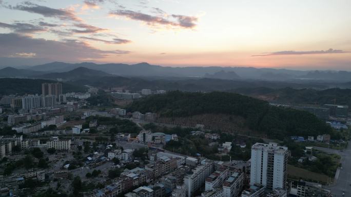 航拍贺州平桂区晚霞建筑交通