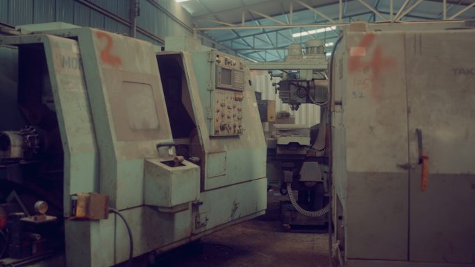 过时的机器废旧工厂机械