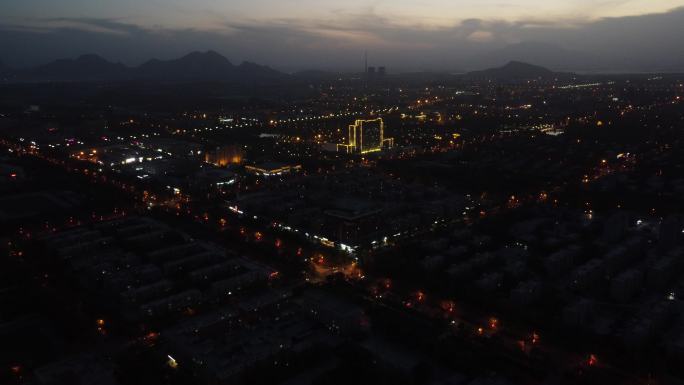 新疆图木舒克市夜景