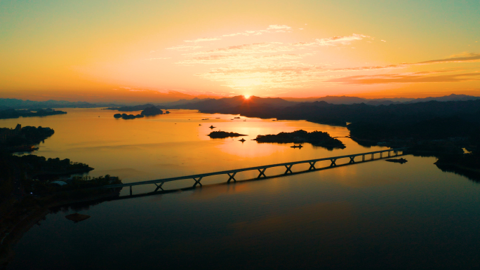 千岛湖大桥日落夕阳航拍