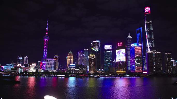 上海外滩楼顶固定夜景空镜