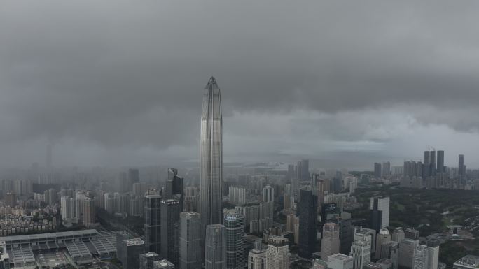 深圳暴雨城市空镜