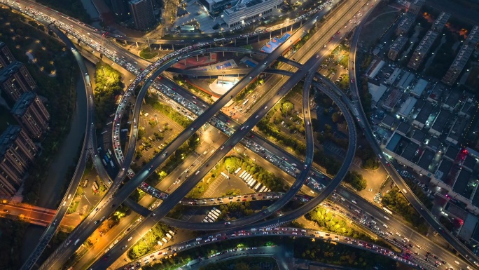 城市立交桥夜晚车流延时