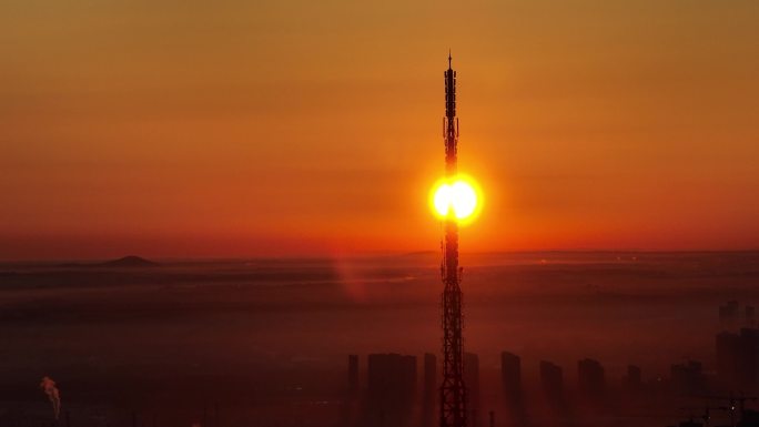 4k航拍晚霞夕阳中的城市