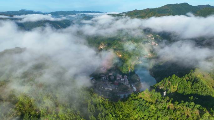 山区日出云海震撼航拍大山里的美景10