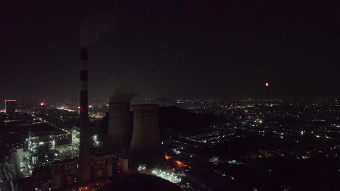 夜晚火力发电厂冷水塔城市夜景大湾区