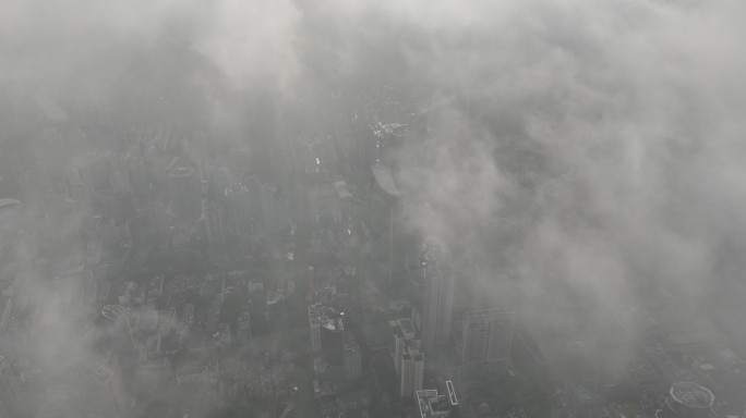 4K原素材-平流雾中的南京西路商圈