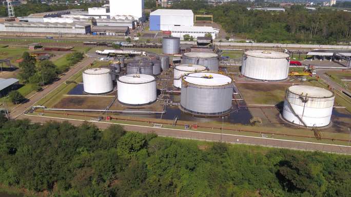 炼油厂炼油厂污染工厂