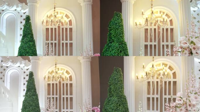 罗马柱建筑上的灯