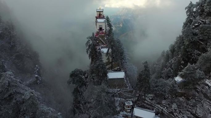 陕西镇安塔云山雪景