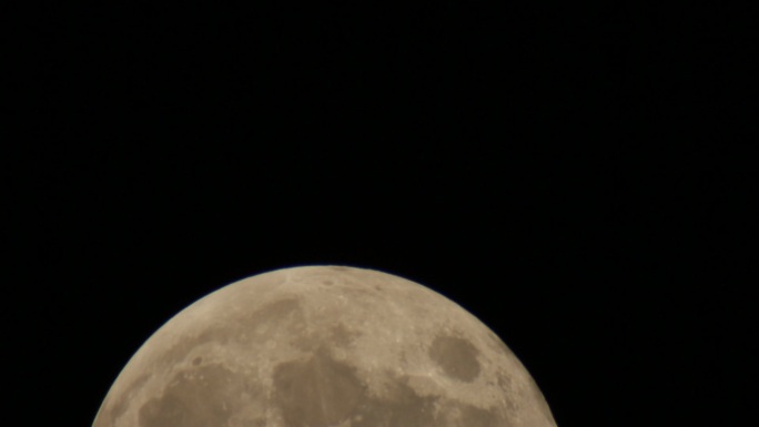 能看清楚环形山的月亮月食大月球