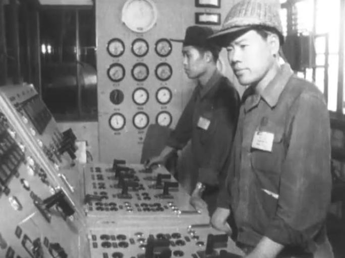1966年 第一座自动化纯氧顶吹转炉车间