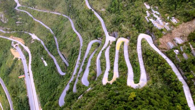 航拍广西盘山公路