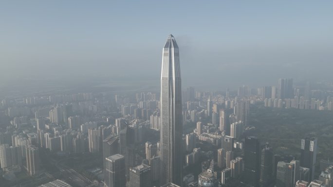 深圳平安金融中心雾霾