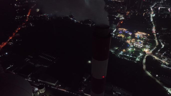夜晚火力发电厂冷水塔城市夜景大湾区