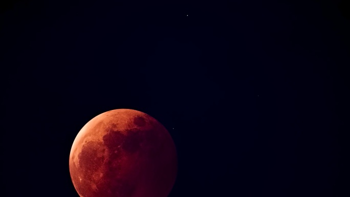 湖南长沙月全食红月亮月掩天王星血月延时