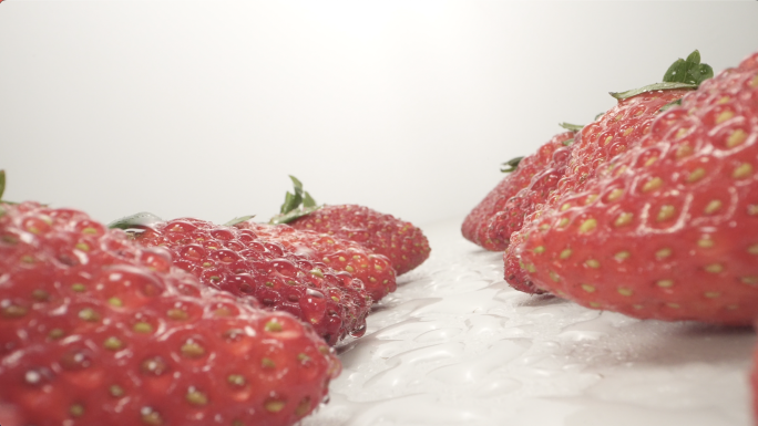 草莓各种形态4K实拍