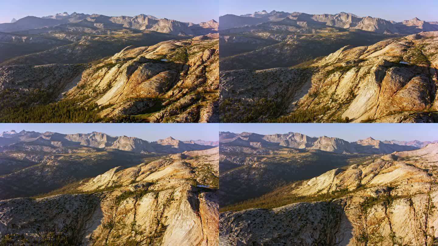 加利福尼亚州约塞米蒂国家公园清晨的空中山脉