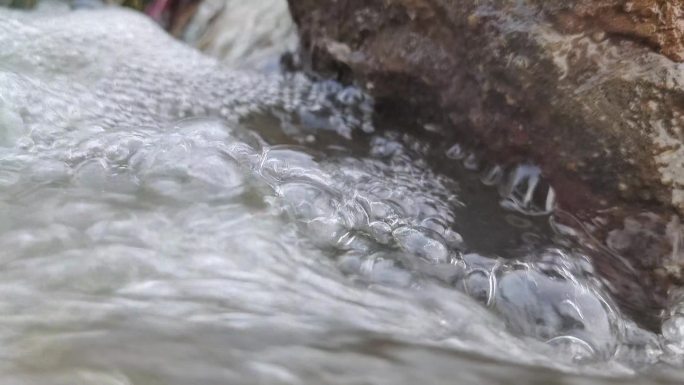 溪流水浪涛波浪浪花水花