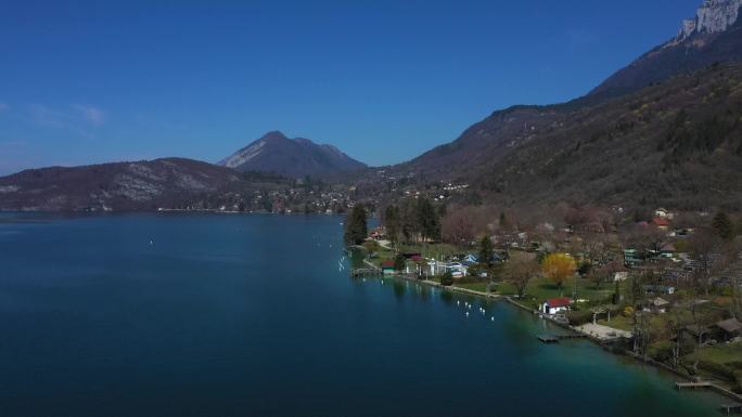 瑞士雪山湖泊 唯美湖上城堡