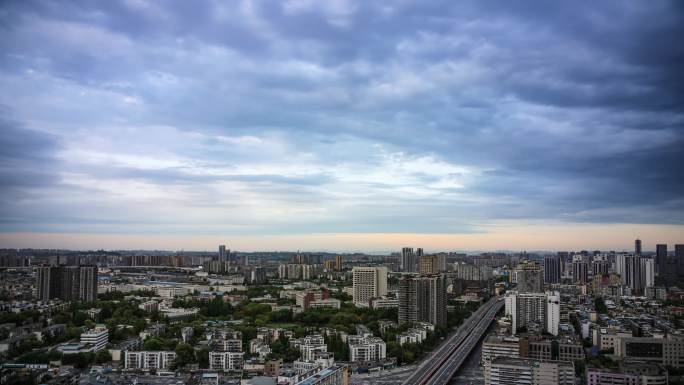 城市鸟瞰地平线晚霞日转夜白天到夜晚延时