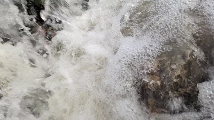 溪流水浪涛波浪浪花水花