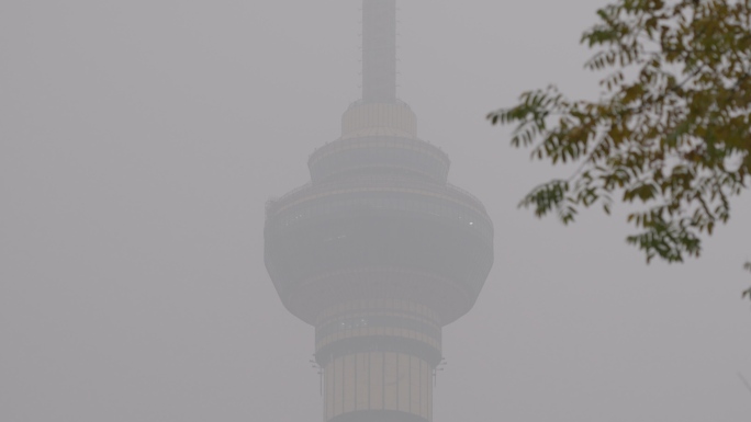 大雾霾下的城市
