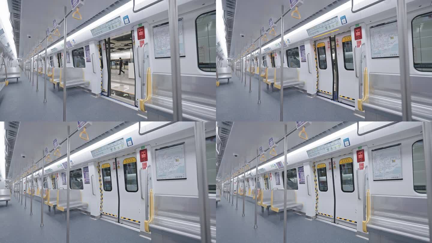 【4K正版】地铁列车到站车门关闭02
