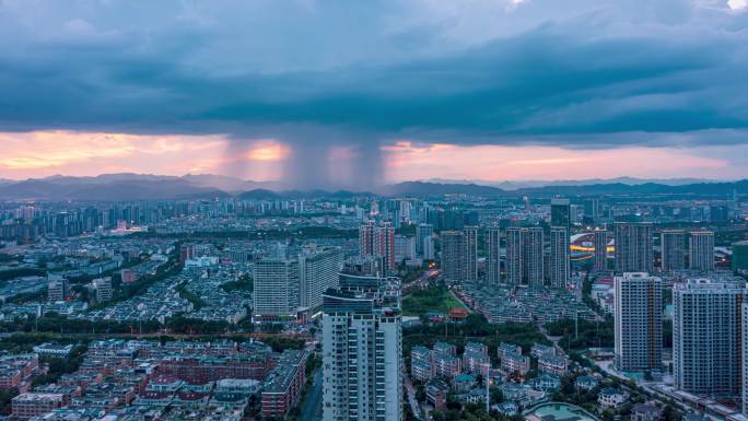 义乌江东城市积雨云夜景航拍延时