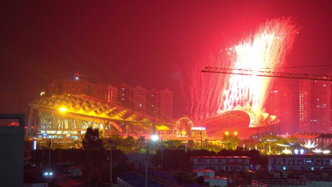 广西第十五届运动会开幕式燃放烟花视频
