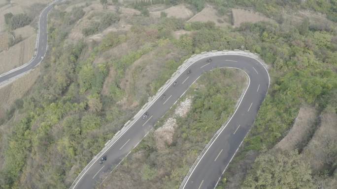 摩托车骑行 山路 跑山 摩托车队 哈雷