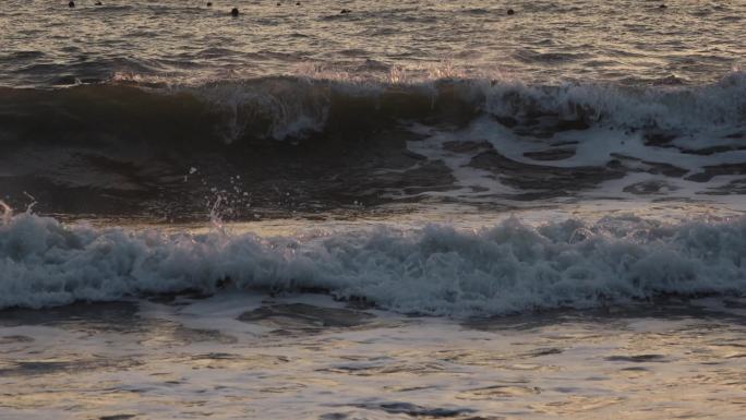 排浪大海海面落日余晖海浪