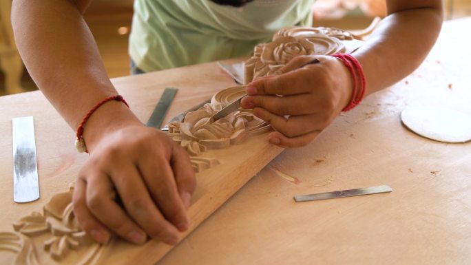传统工艺、手工、木雕