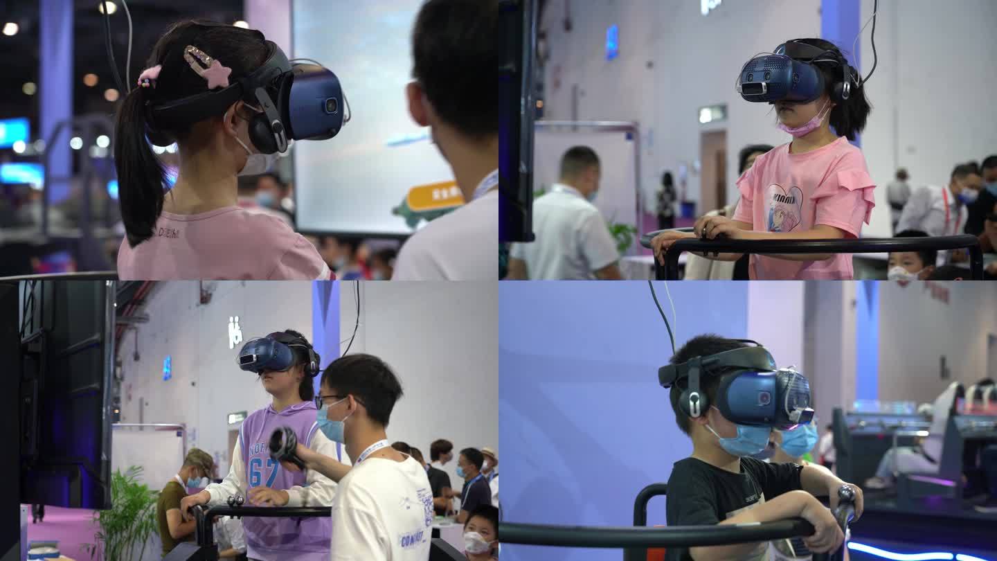 VR展上参与体验的孩子们